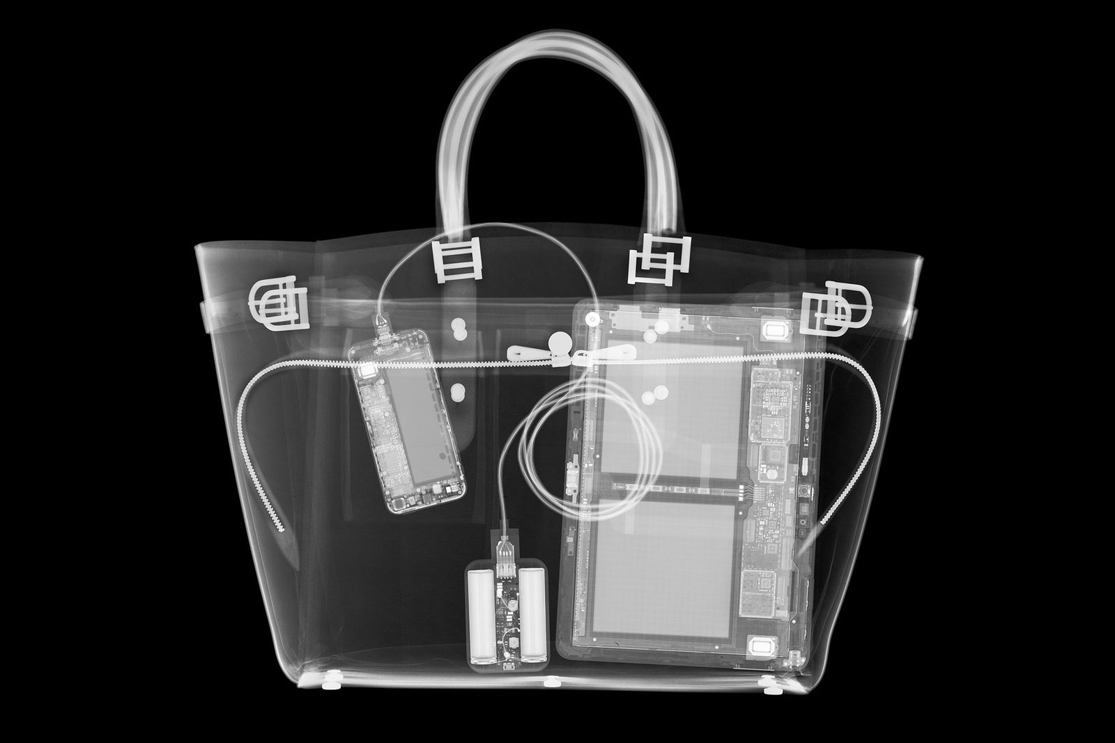 How to Enter the US With Your Digital Privacy Intact